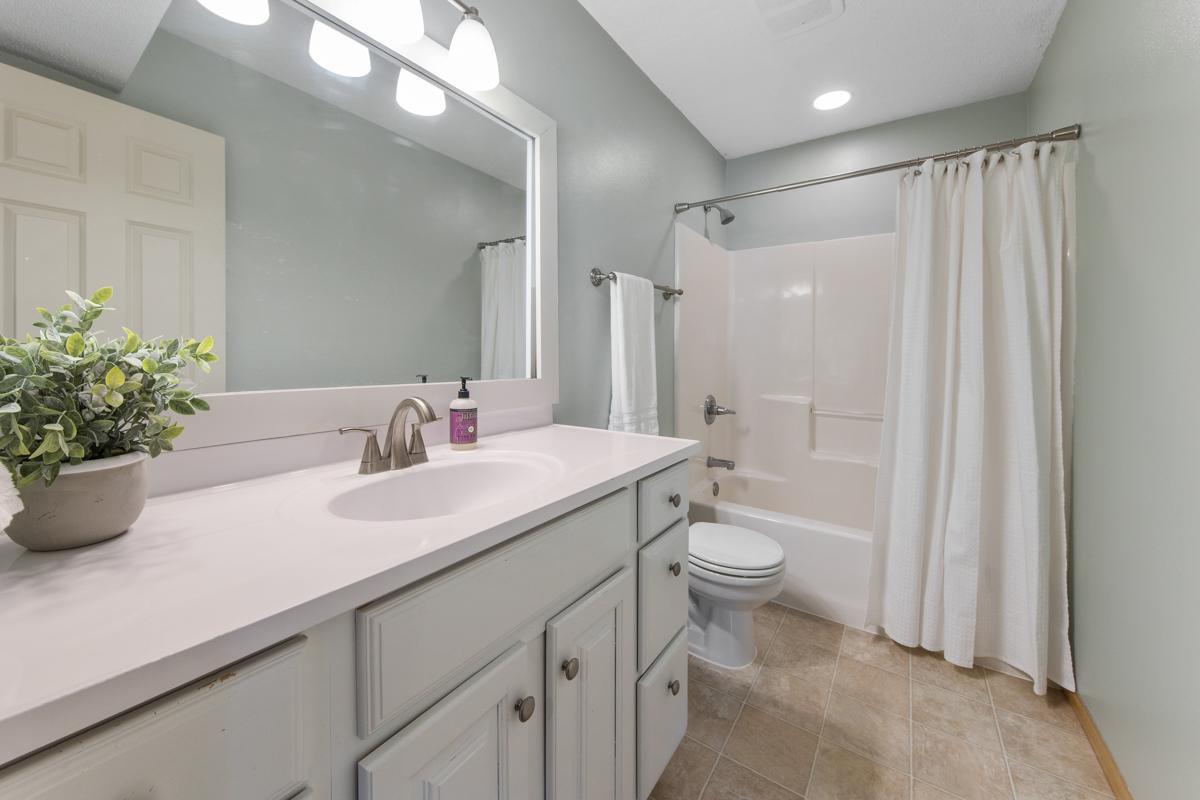1243 Southview Drive