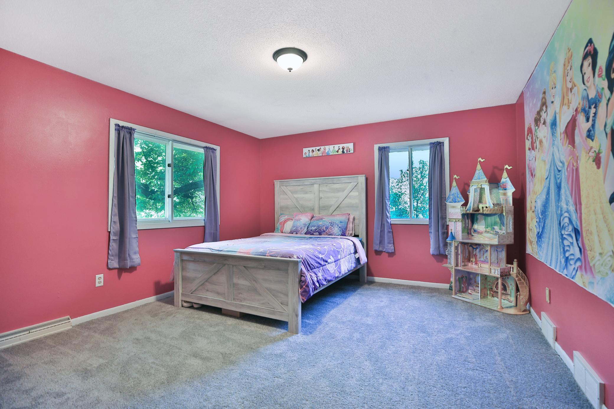 12 Crestview Bay