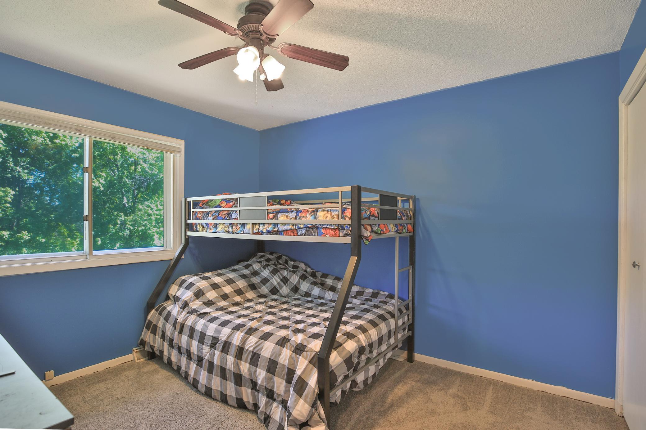 12 Crestview Bay
