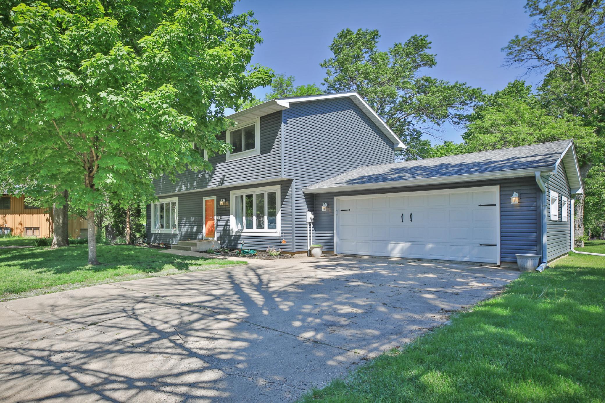 12 Crestview Bay
