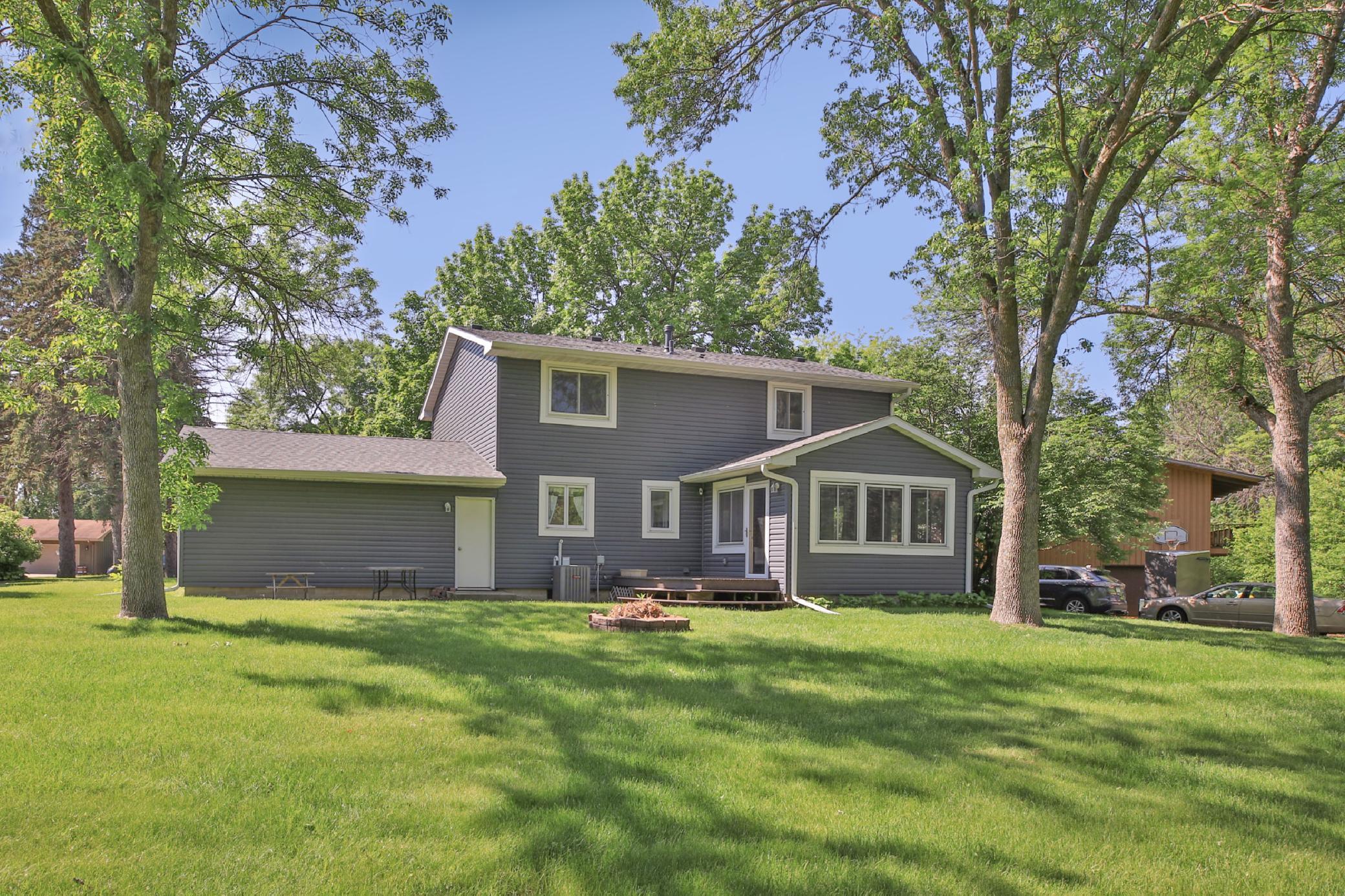 12 Crestview Bay