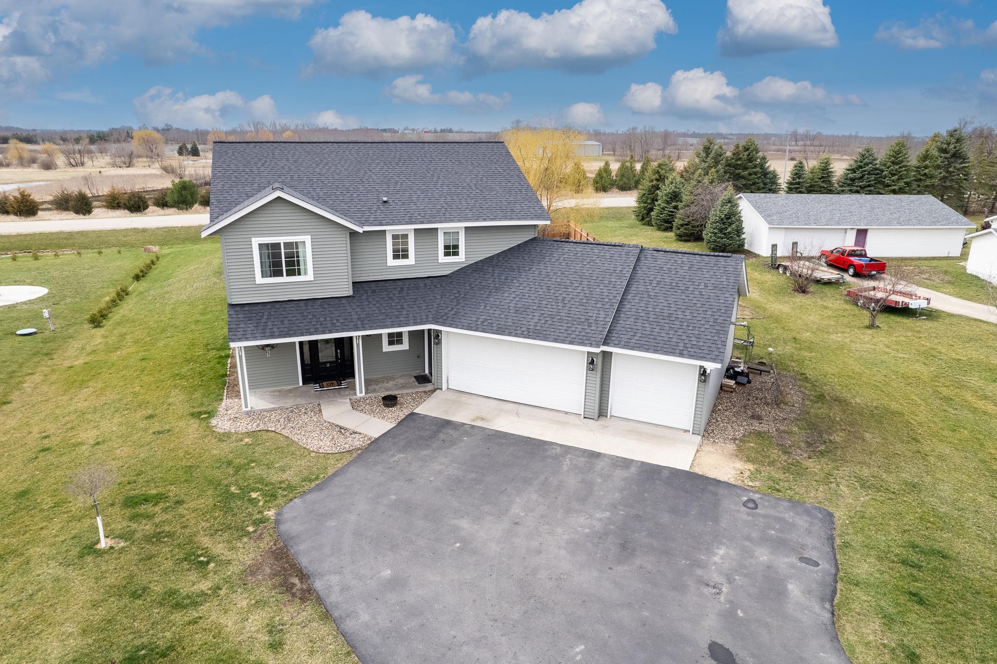 4457 Roberds Lake Trail