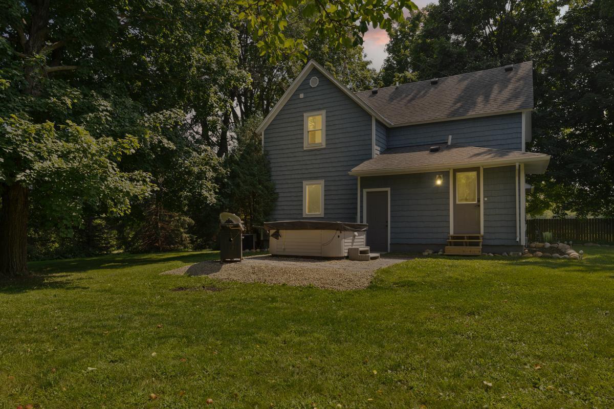 2548 140th Street E