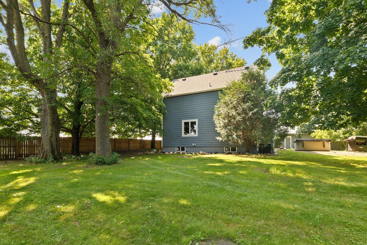 2548 140th Street E