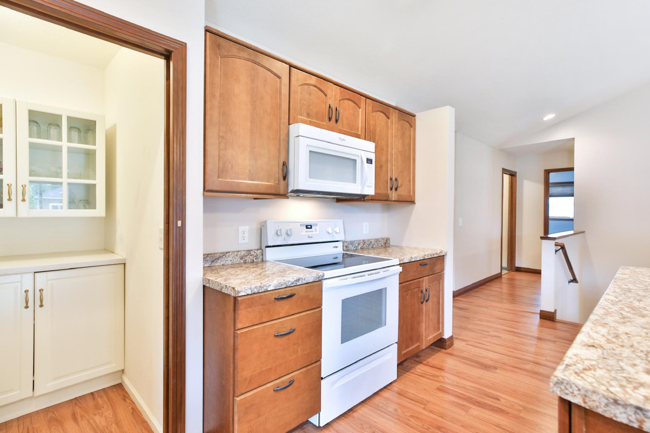 305 3rd Street NE