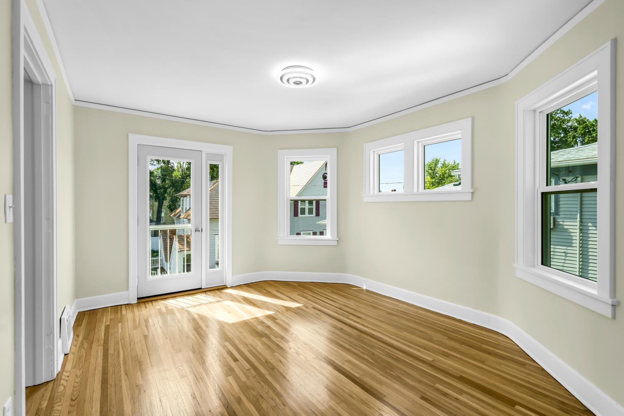 223 2nd Street NW