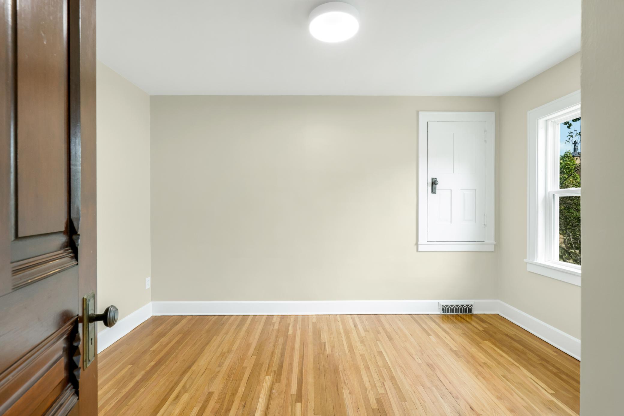 223 2nd Street NW