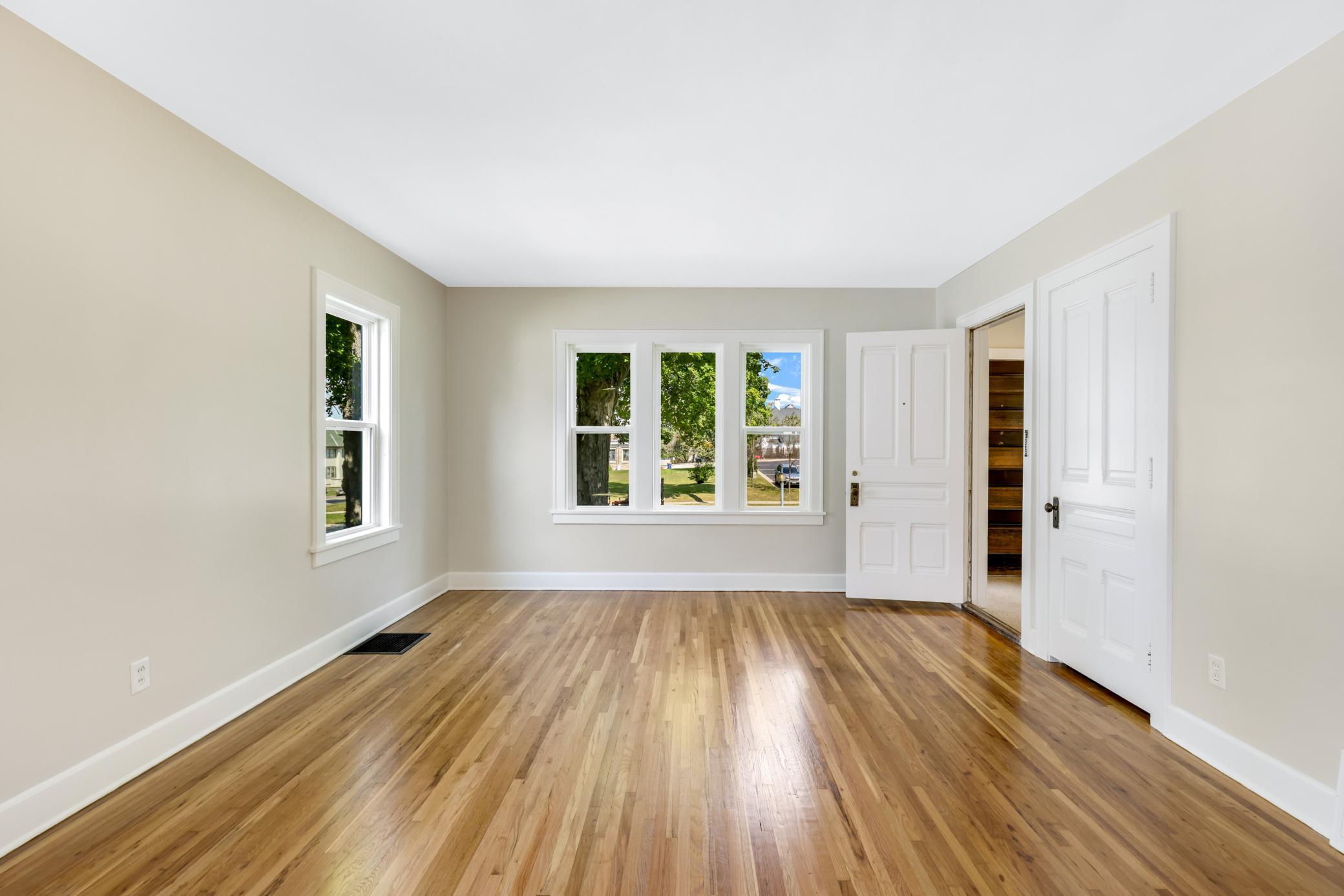 223 2nd Street NW