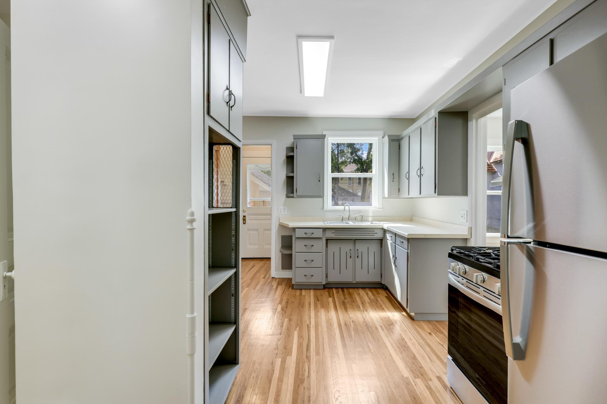 223 2nd Street NW