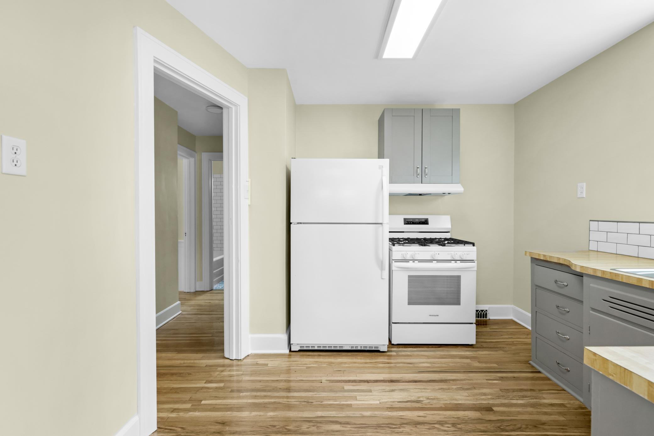 223 2nd Street NW