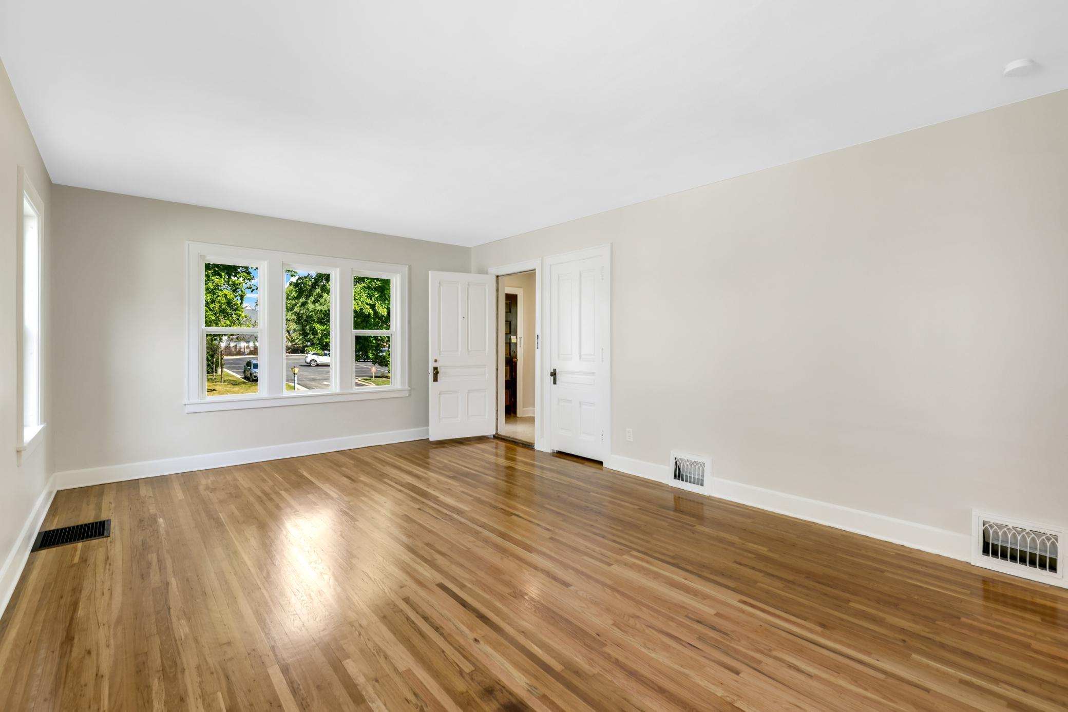 223 2nd Street NW