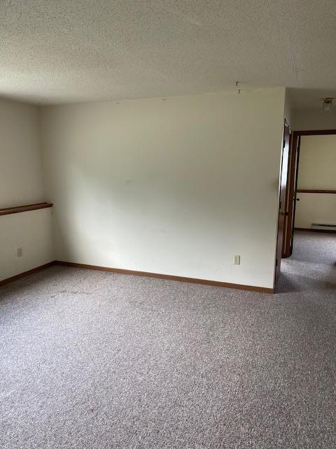 1402 Division Street W