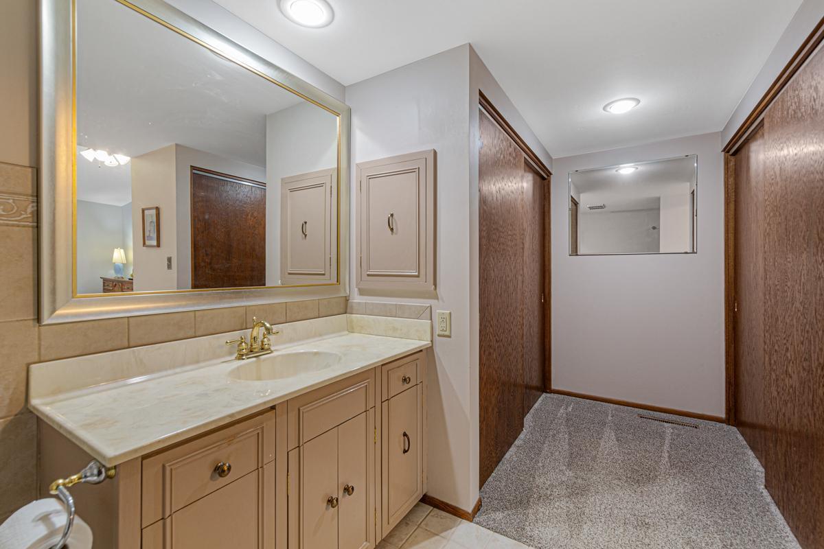 627 4th Street SW