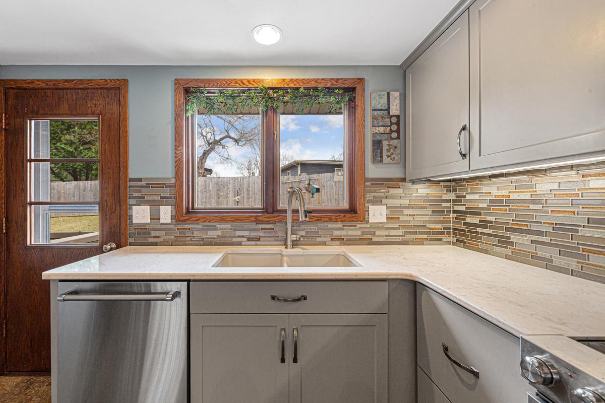 627 4th Street SW