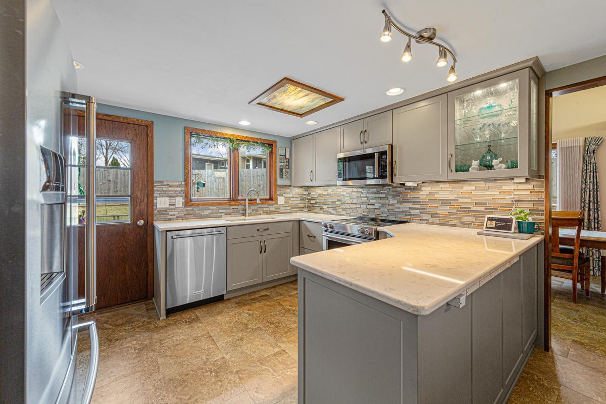 627 4th Street SW