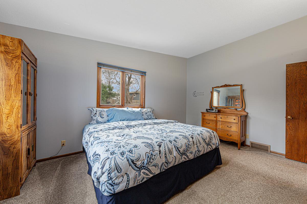 627 4th Street SW