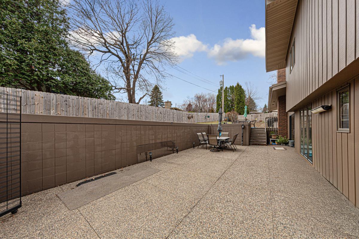 627 4th Street SW