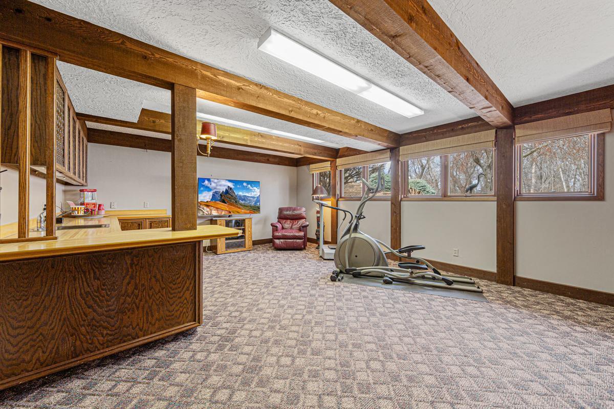 627 4th Street SW