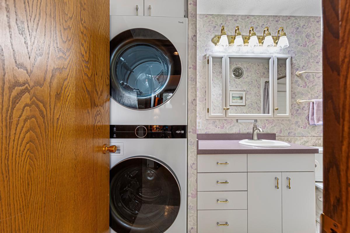 1801 Western Avenue NW Unit: 3
