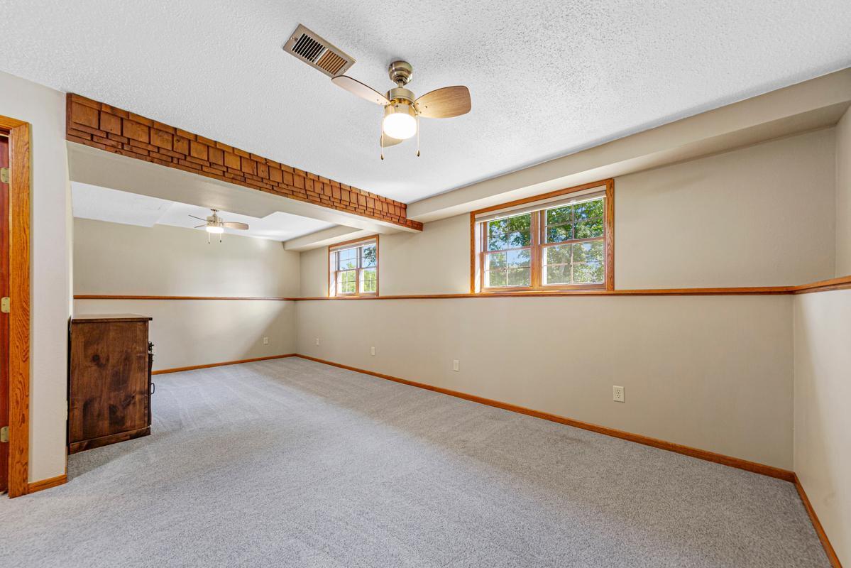 4320 Roberds Lake Trail