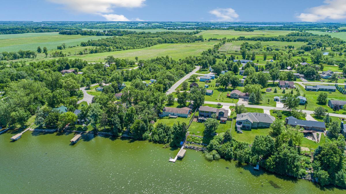 4320 Roberds Lake Trail