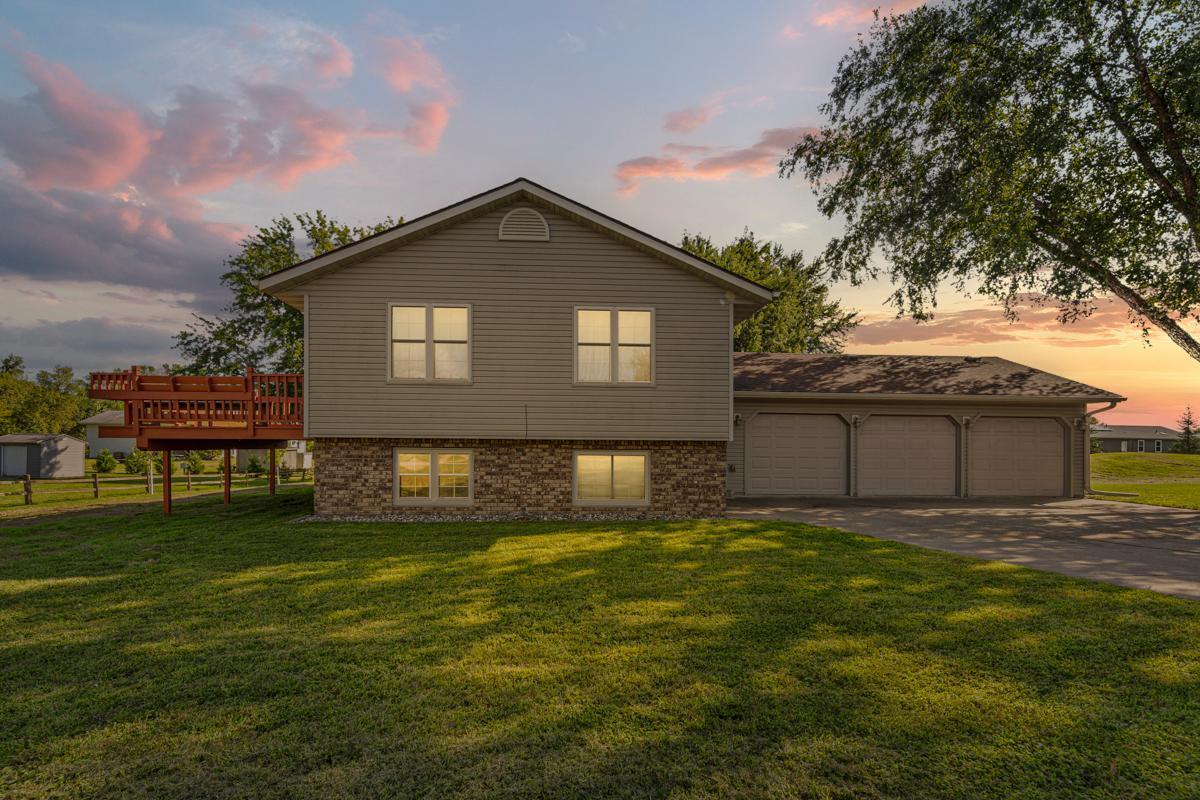 4320 Roberds Lake Trail