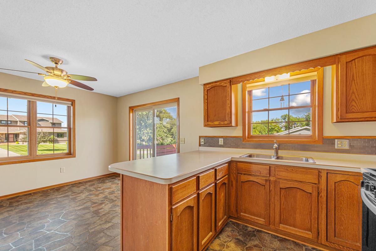4320 Roberds Lake Trail