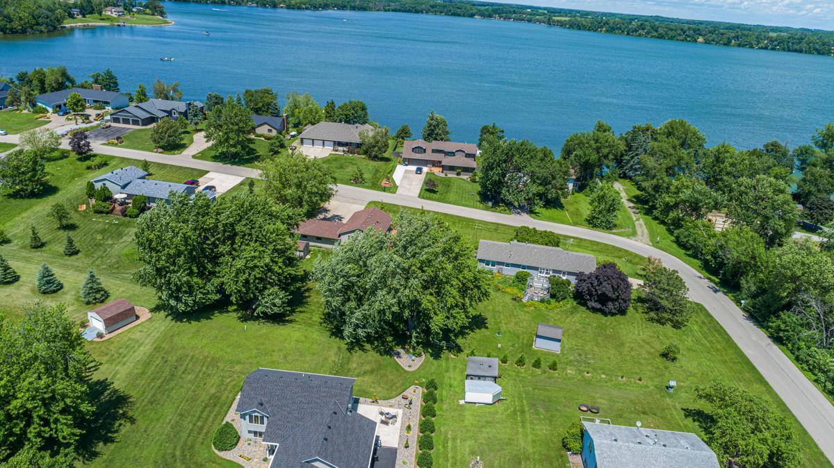 4320 Roberds Lake Trail