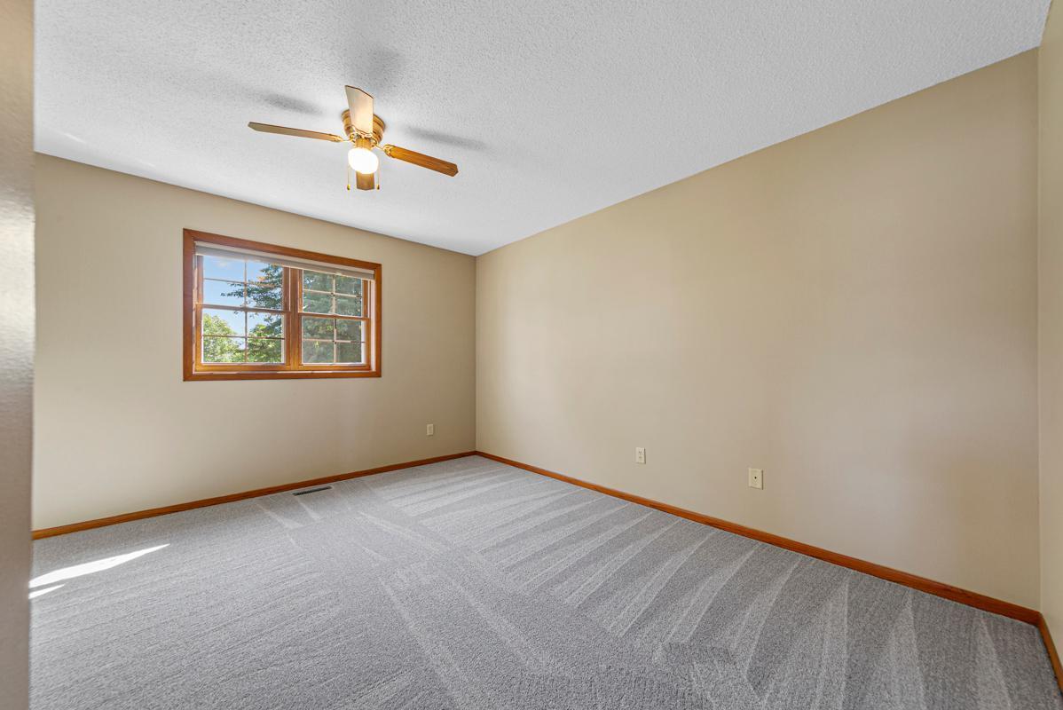 4320 Roberds Lake Trail