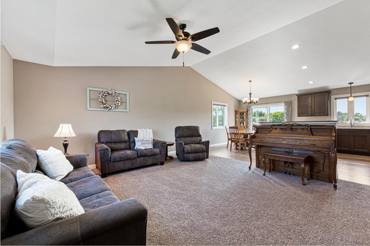 1604 Prairie Avenue SW