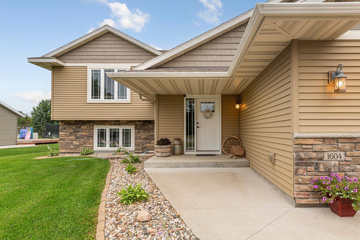 1604 Prairie Avenue SW