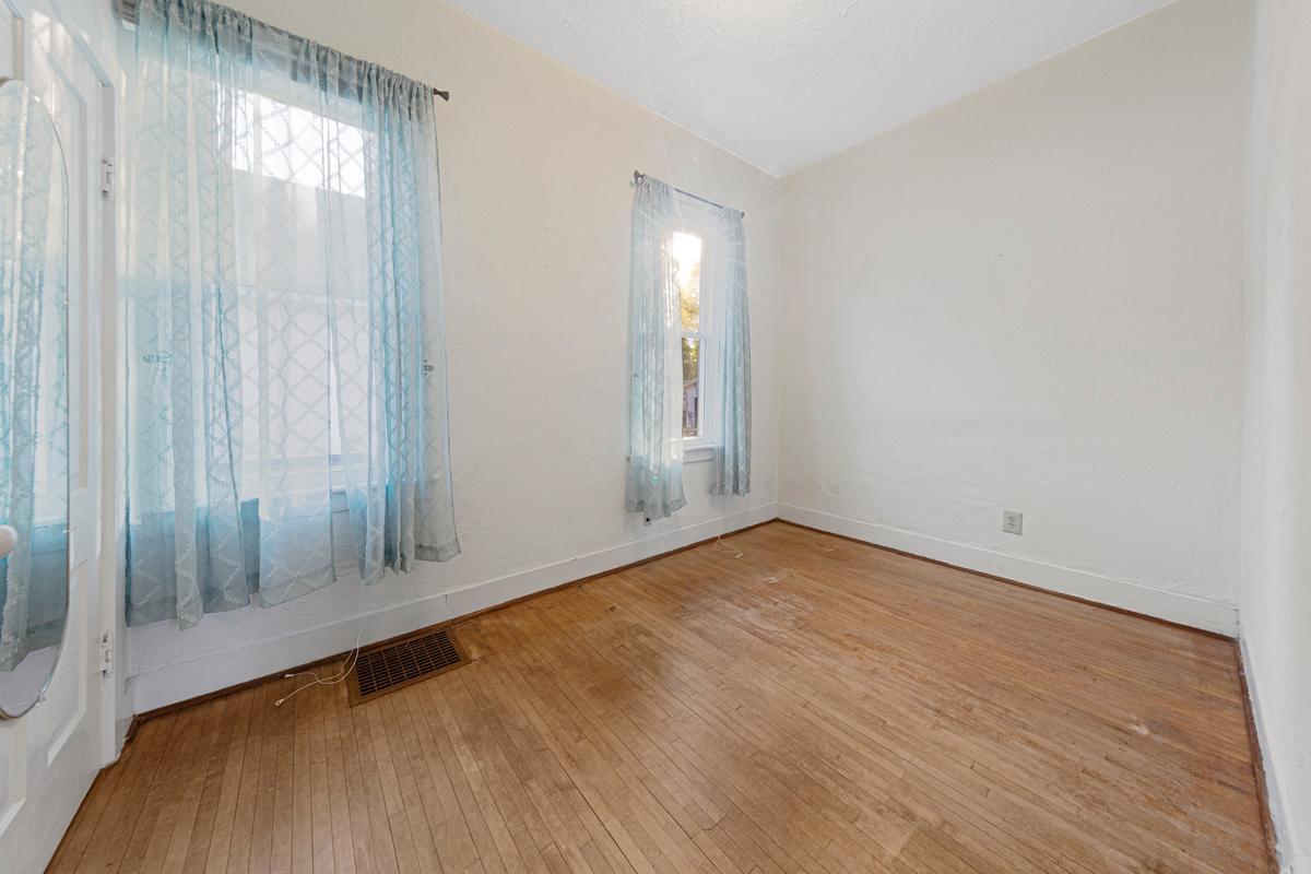 1022 Central Avenue N