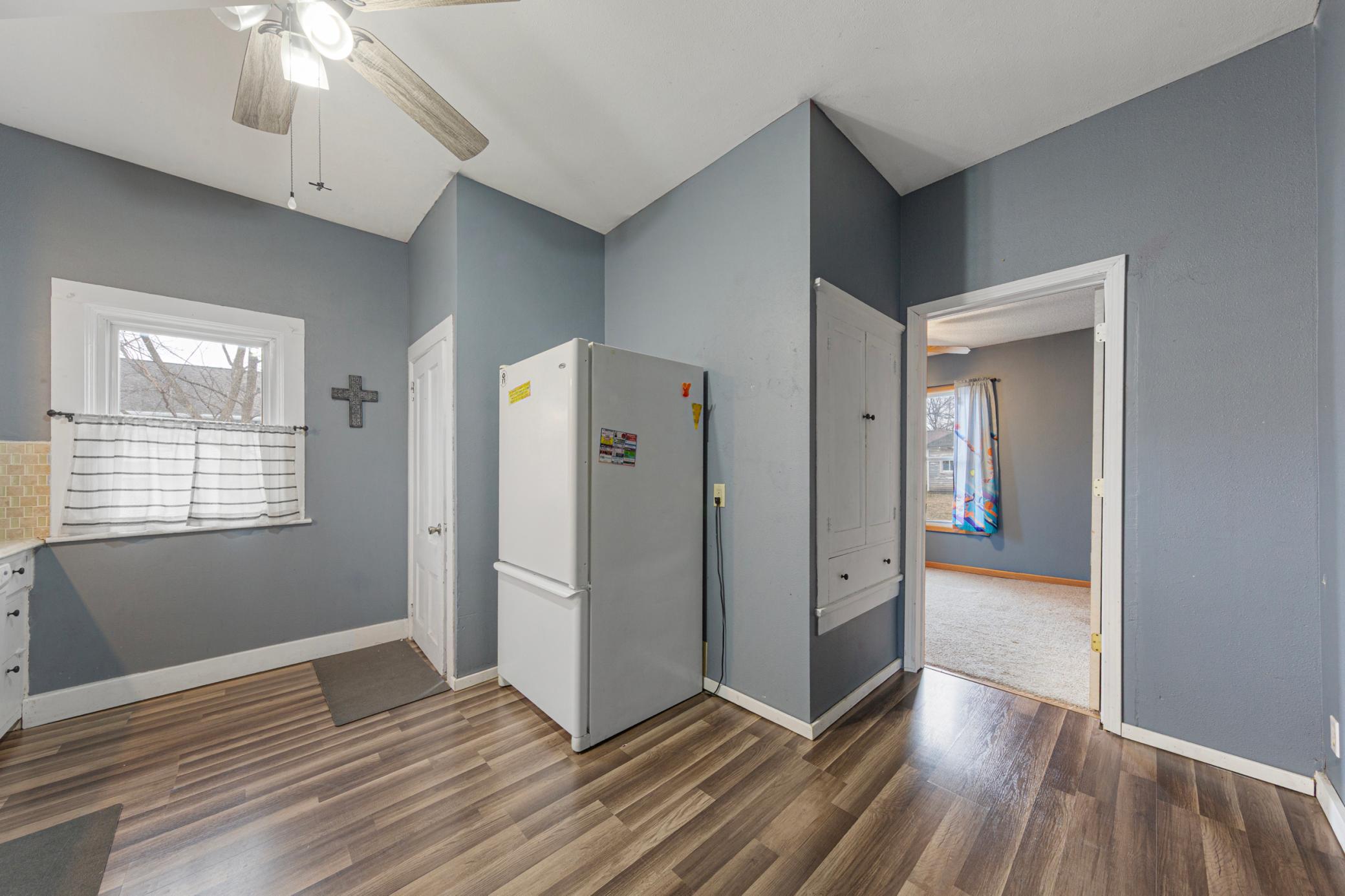407 3rd Street NE