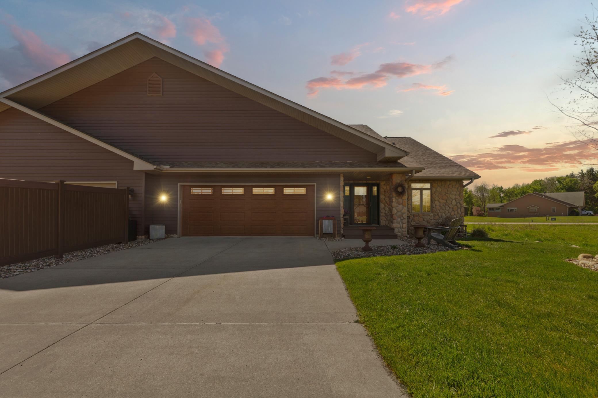 20345 Geneva Trail