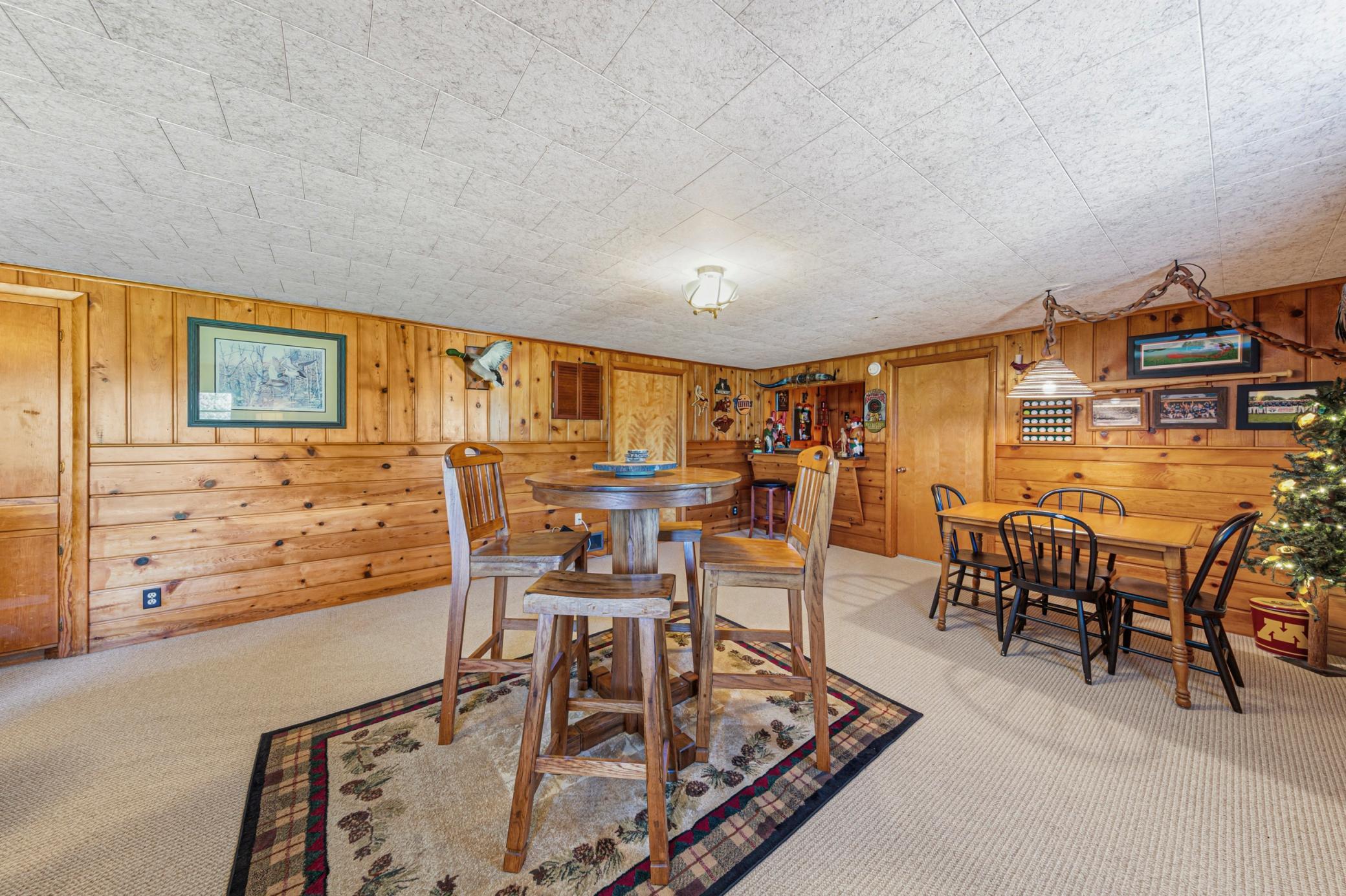 808 Hillcrest Drive