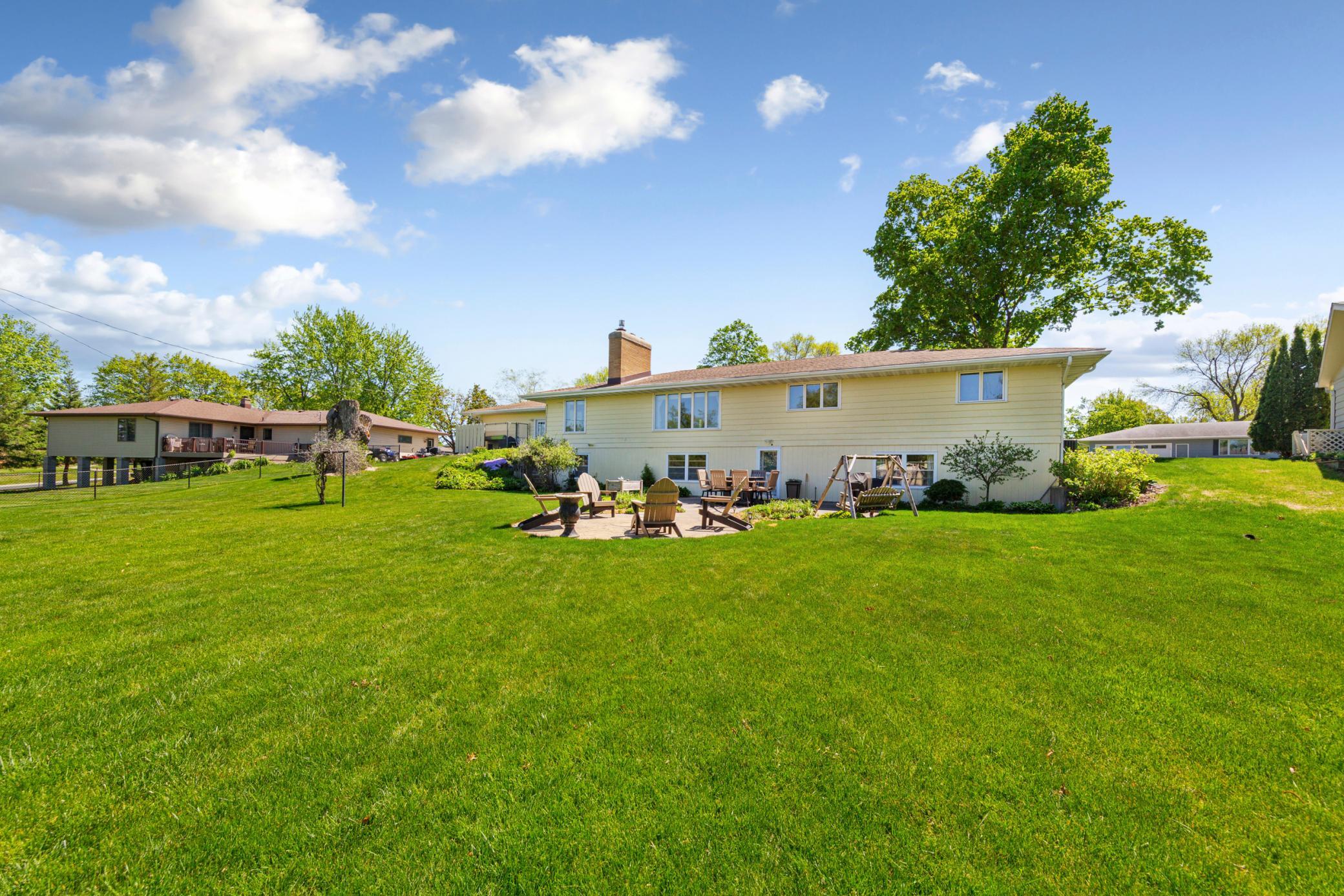 808 Hillcrest Drive