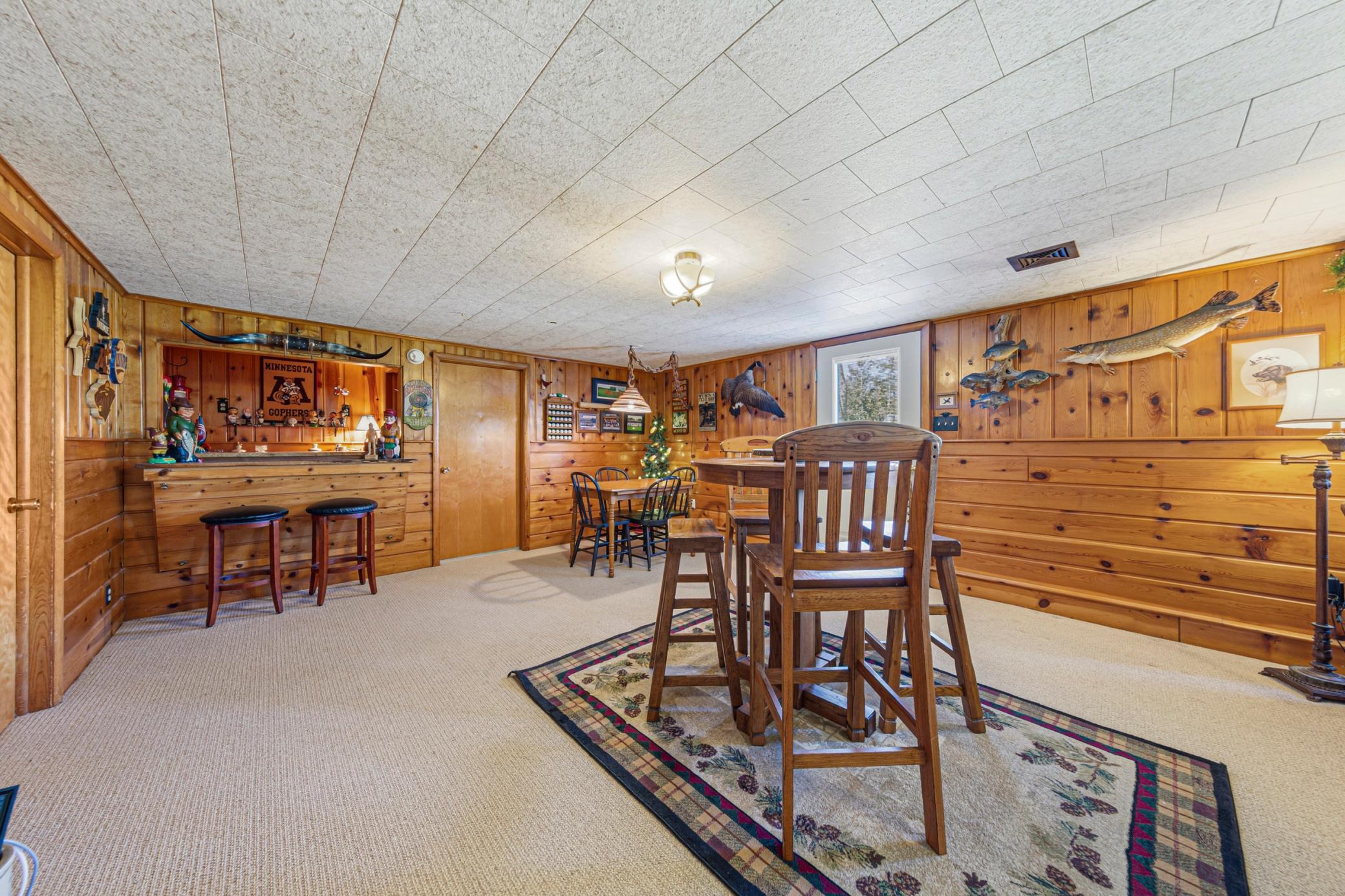 808 Hillcrest Drive