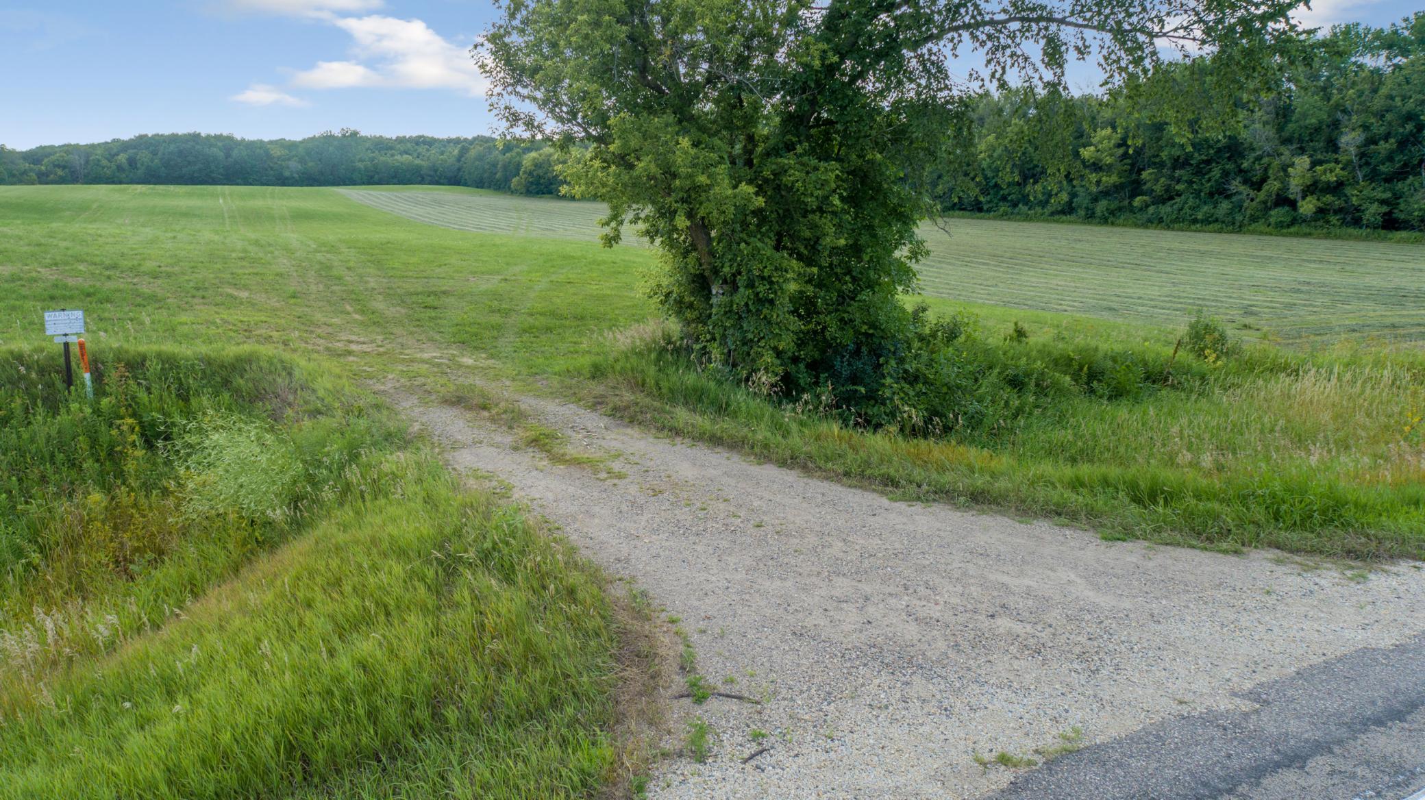 -XXX Roberds Lake Boulevard