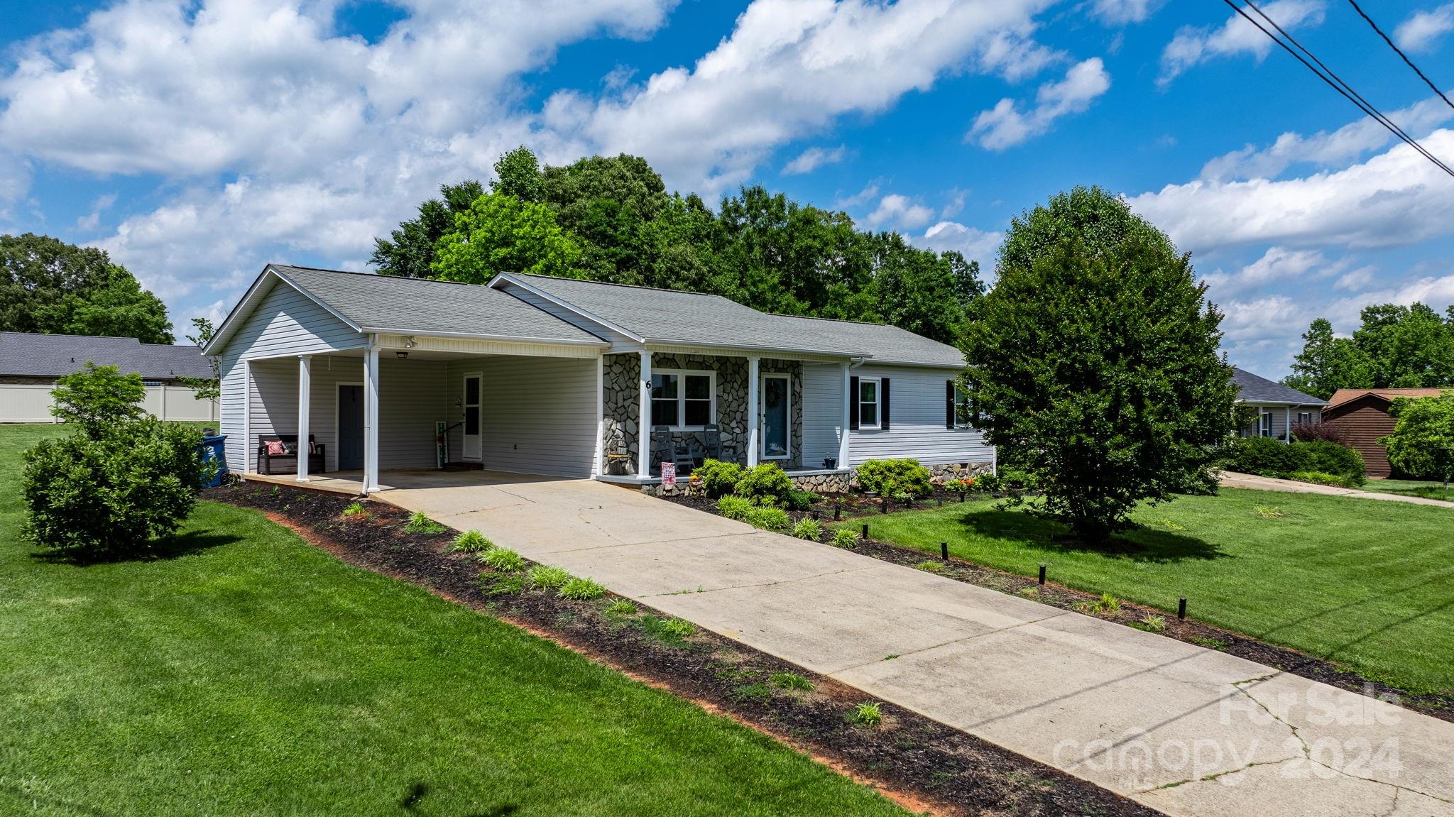 6 Plaza Drive