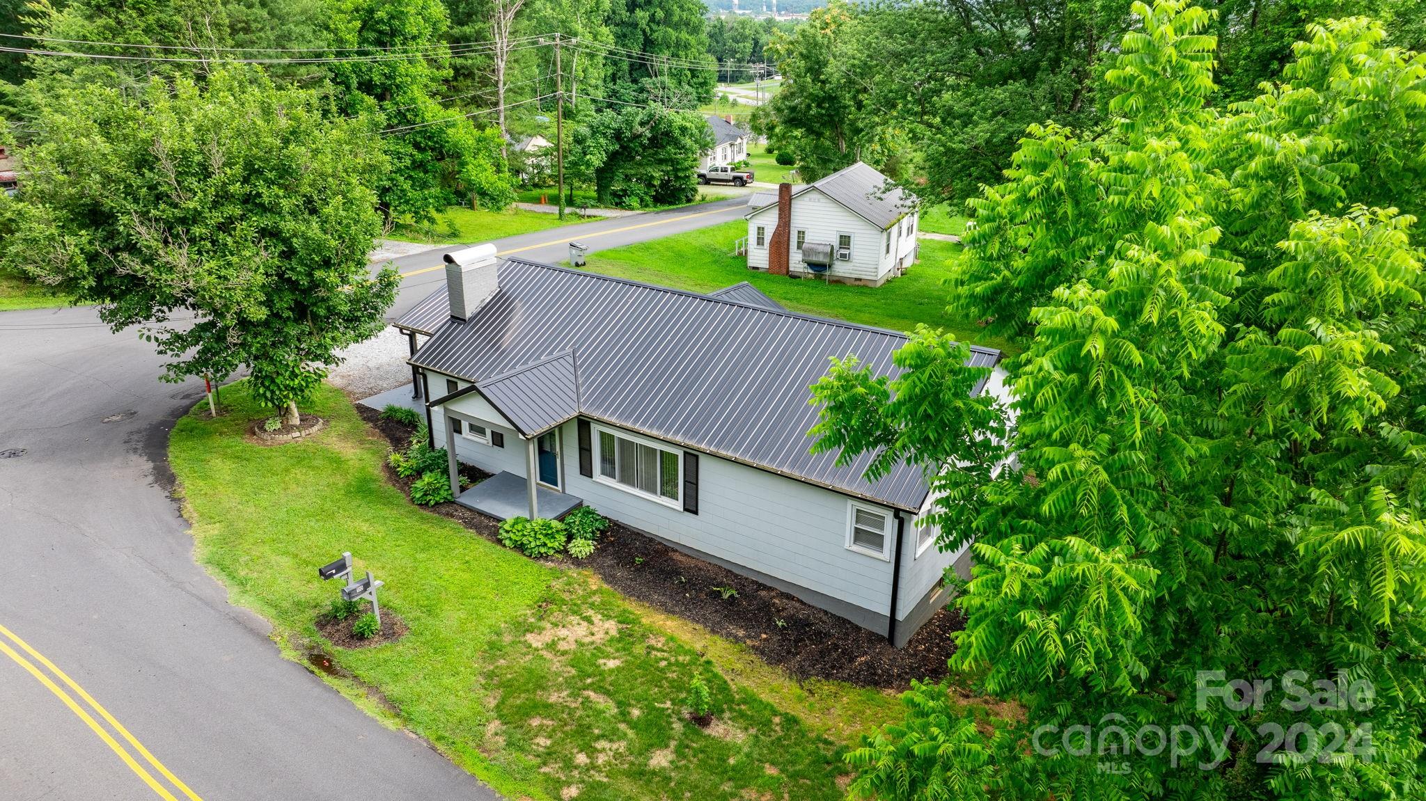 110 Countryside Drive SE