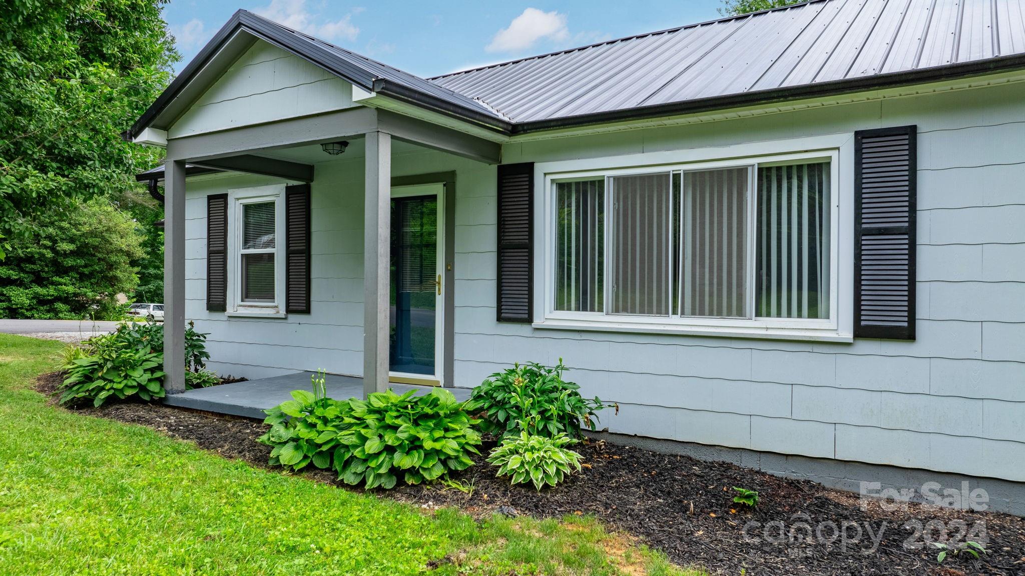 110 Countryside Drive SE