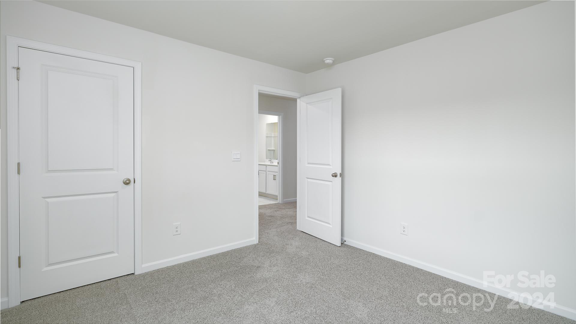 1214 37th Avenue Lane NE