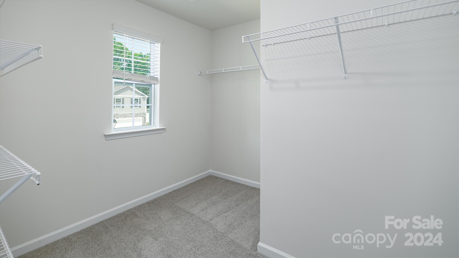 1214 37th Avenue Lane NE