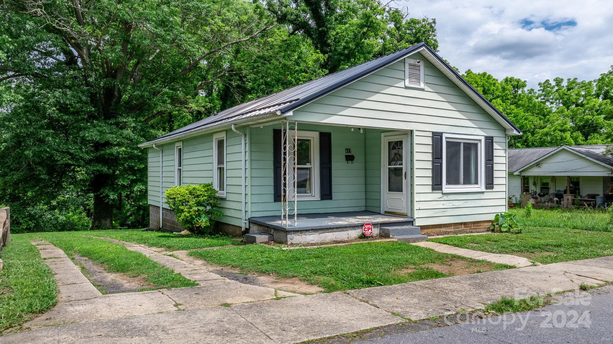 417 Realty Street SW
