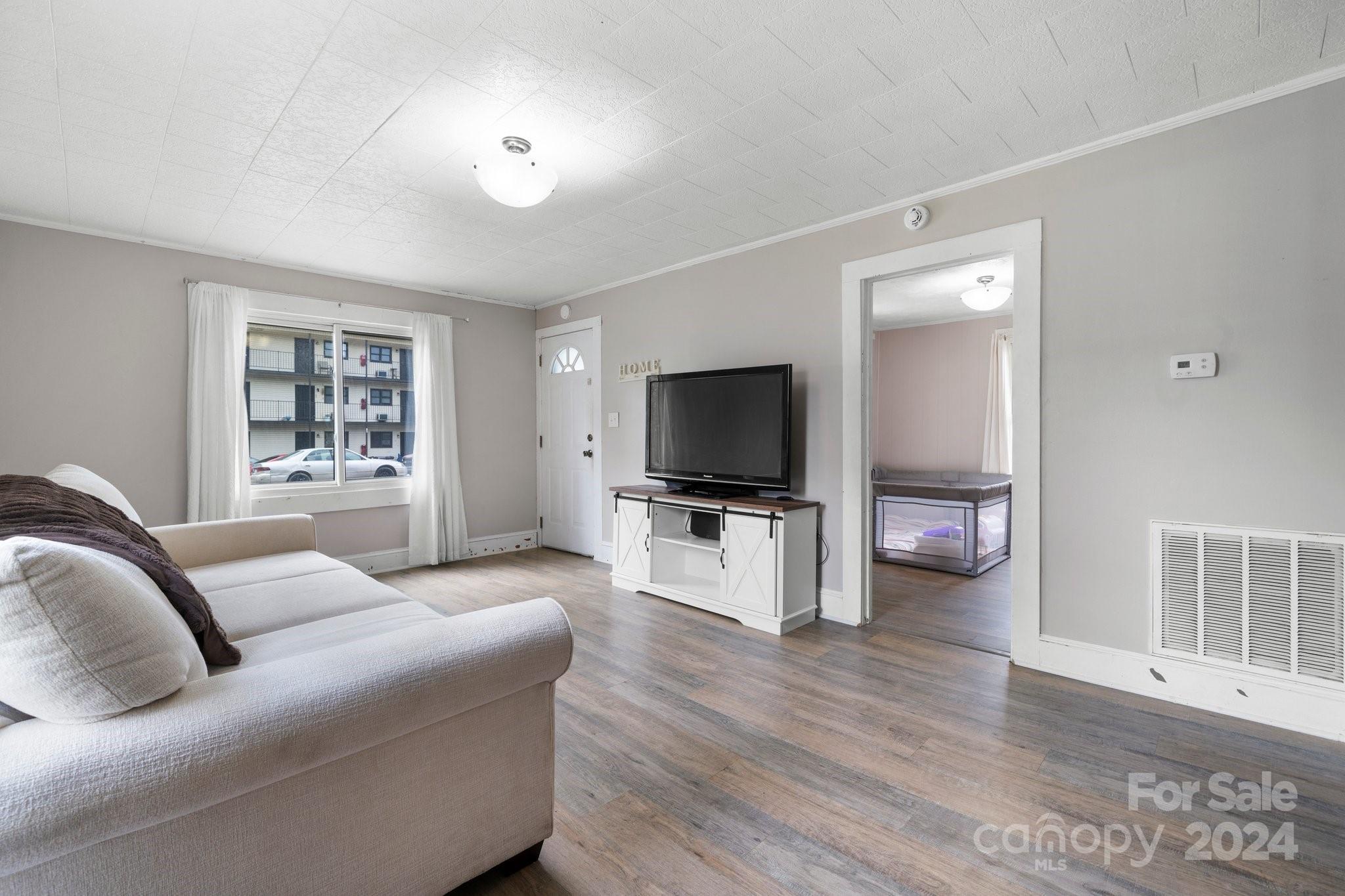 417 Realty Street SW