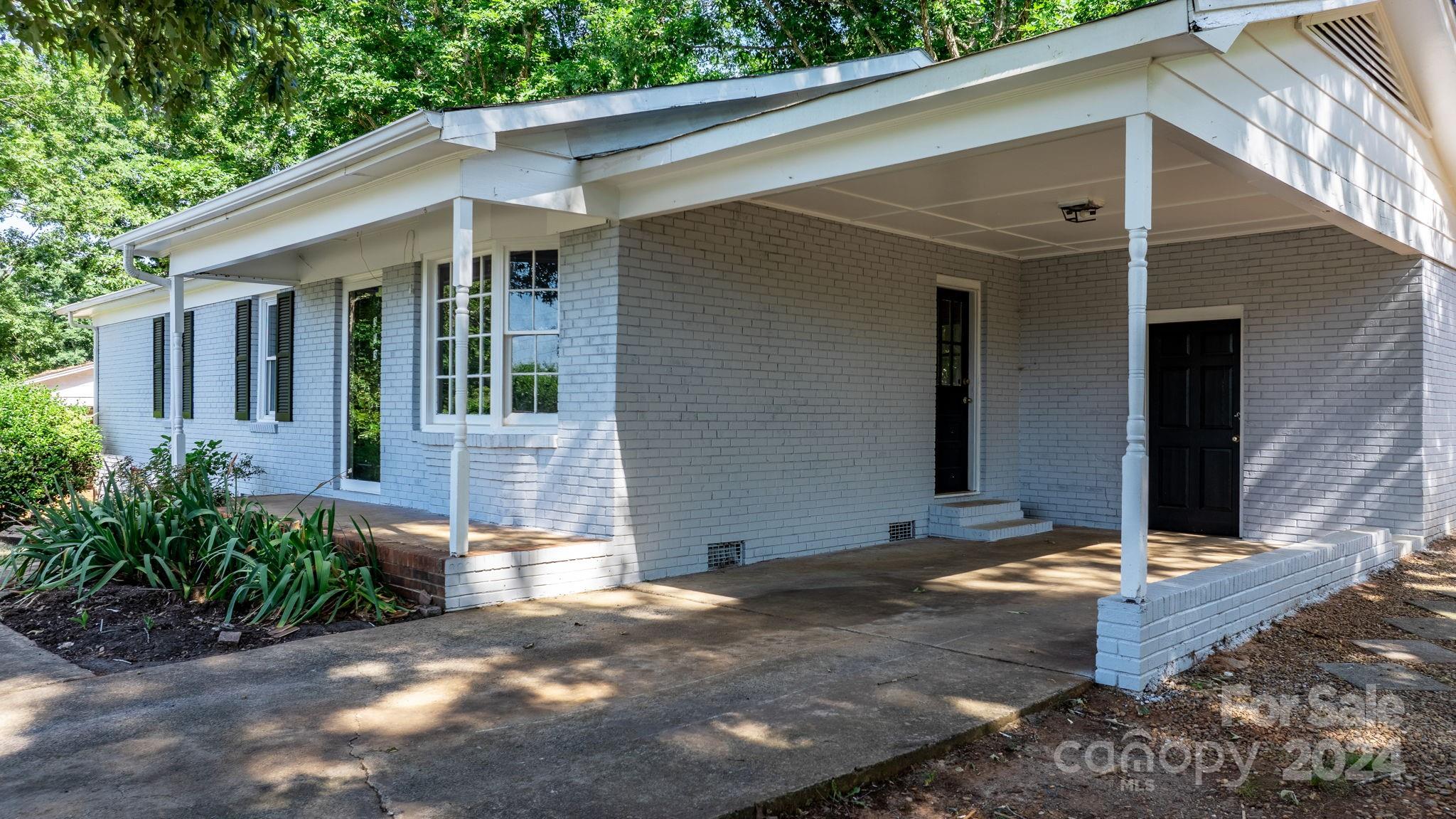 303 Cedarwood Drive