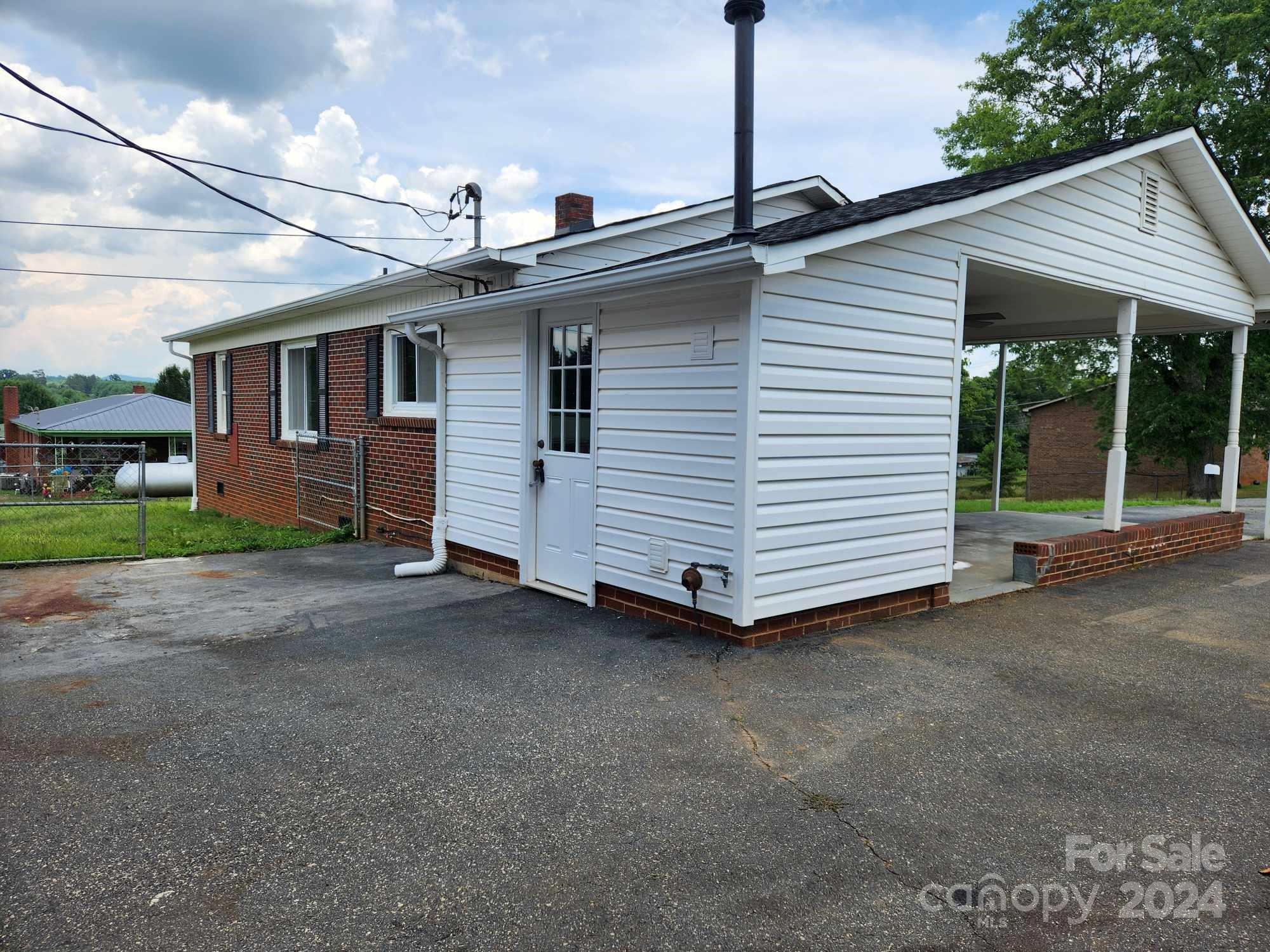 5349 Meadowlane Drive