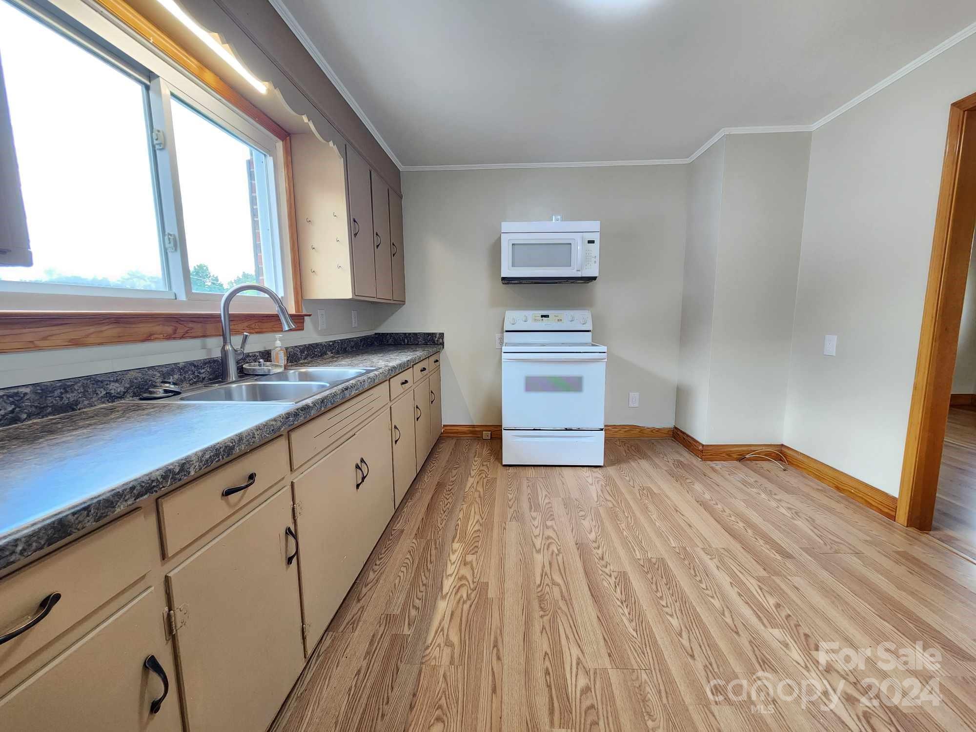 5349 Meadowlane Drive