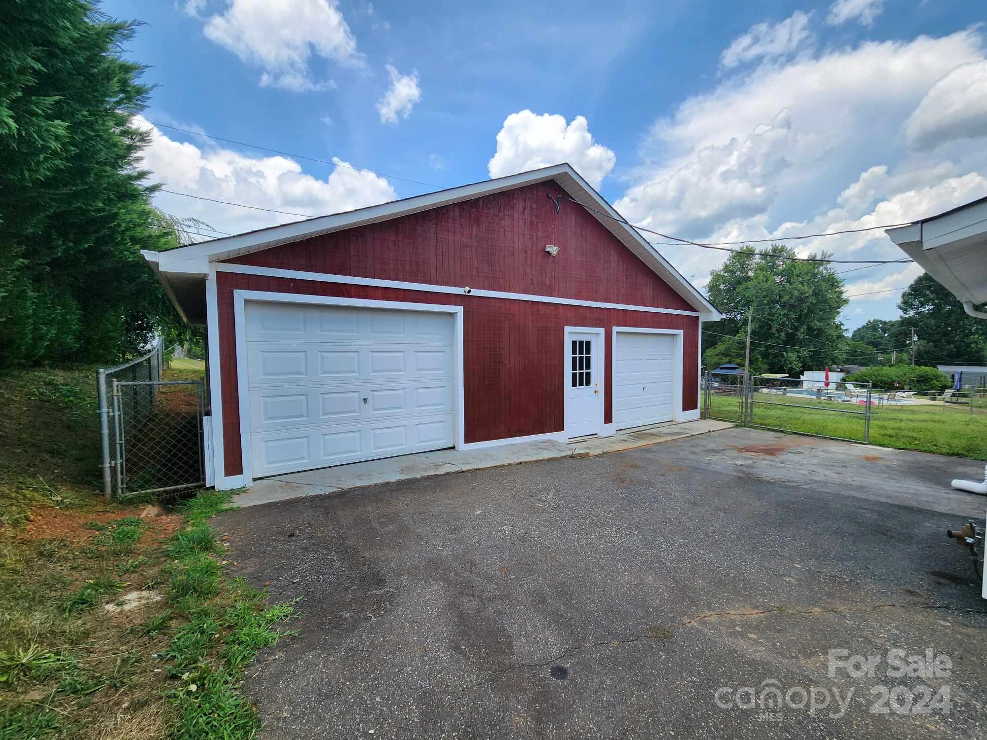 5349 Meadowlane Drive