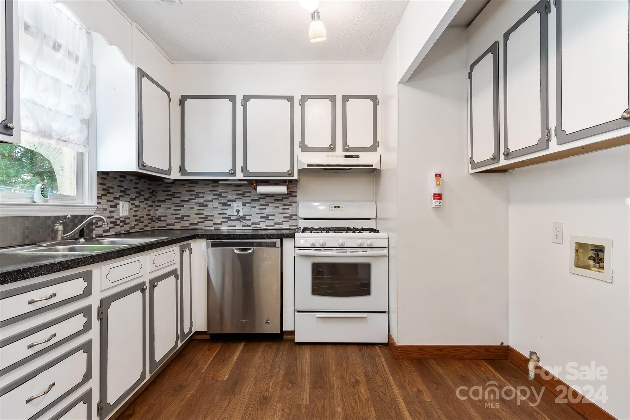 26 Ashley Street